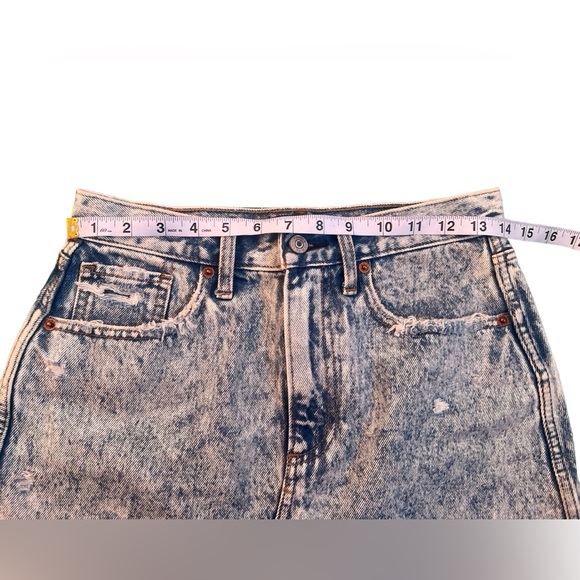 AF Light Acid Wash Jean Skirt Abercrombie and Fitch - Picture 7 of 8
